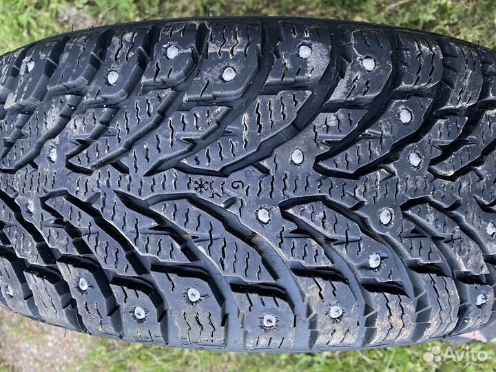 Колеса Nokian hakkapeliitta 9 r 14 зима на ваз