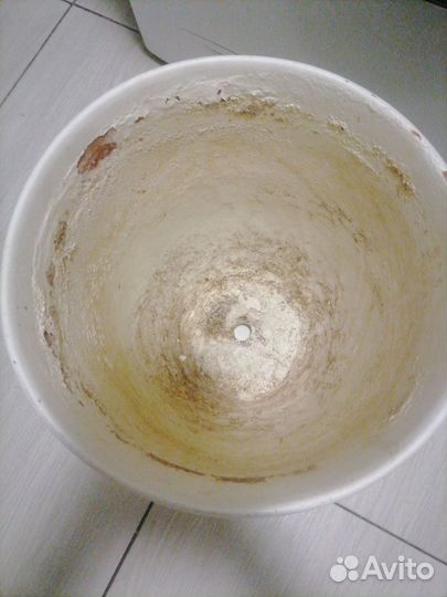 Горшок для цветов большой глиняный