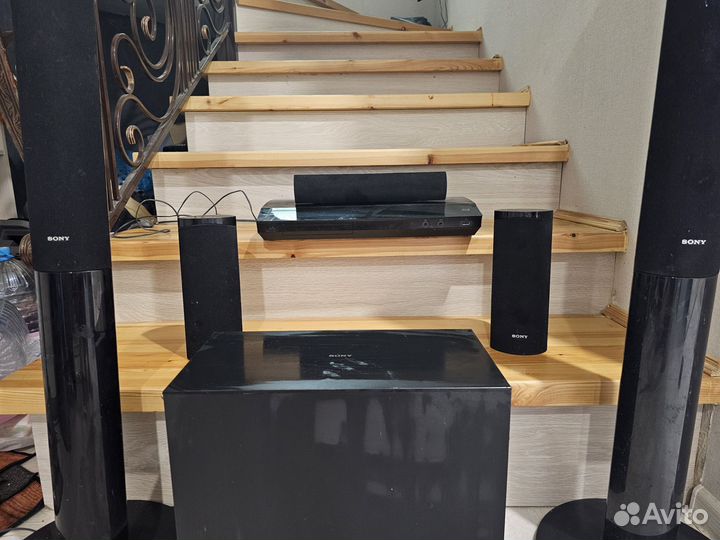 Домашний кинотеатр 5.1 Sony HBD-E880
