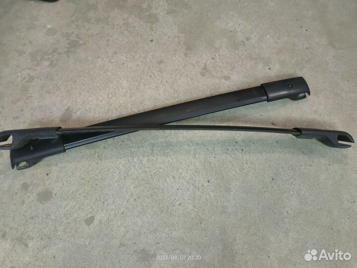 Поперечны на рейлинги