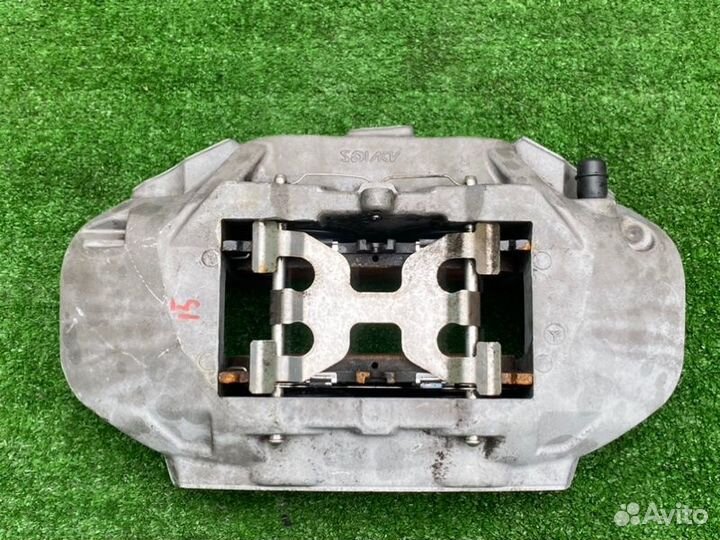 Суппорт тормозной передний правый Mercedes-Benz