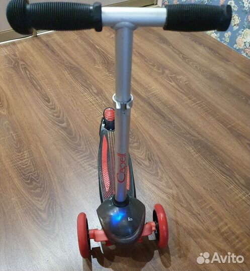 Самокат детский трехколесный