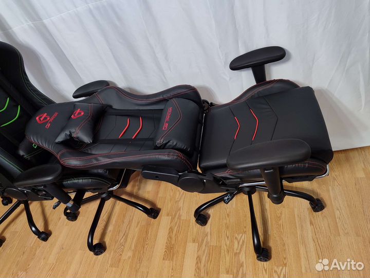 Новое игровое кресло GT racer