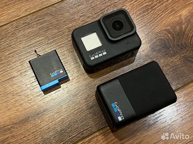 GoPro 8 Black; 2 аккум-ра; зарядка