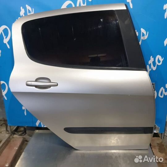 Дверь задняя правая Пежо 308