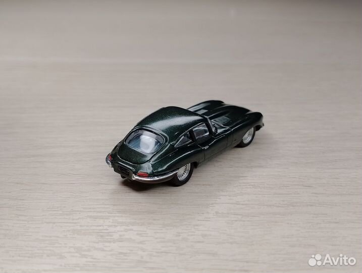 A27.1) Jaguar E (1961-1974) тёмно-зелёный