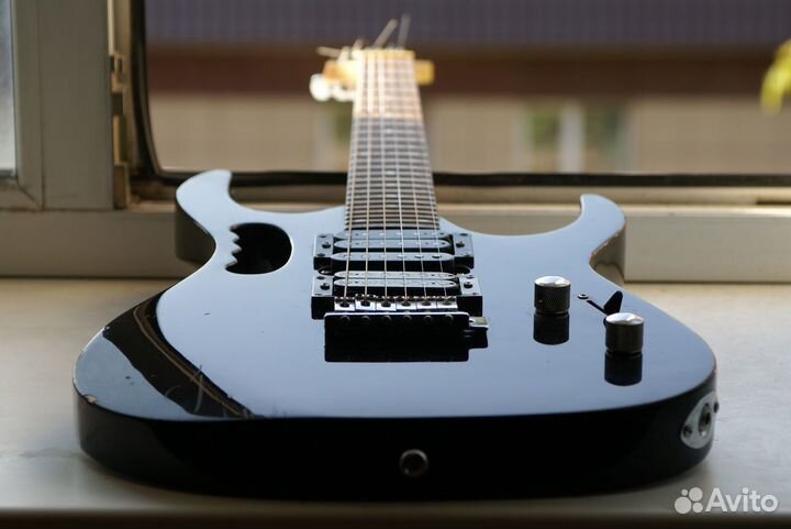 Электрогитара суперстрат Ibanez jem