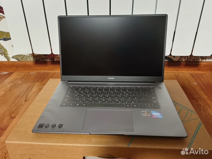 Honor Magicbook 15 R5-5500U, 16RAM, 512SSD, Новый