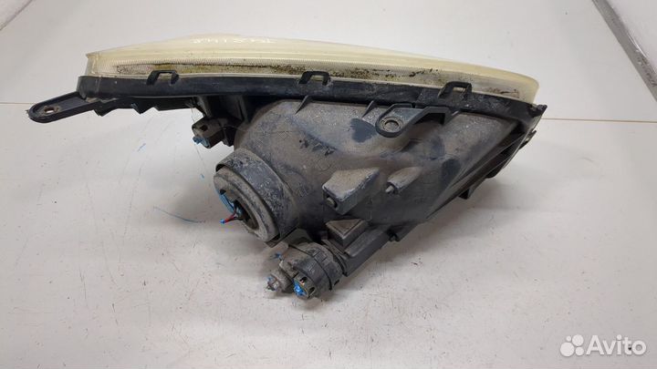 Фара (передняя) левая Toyota RAV 4, 2002