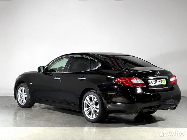 Infiniti M37, 2011