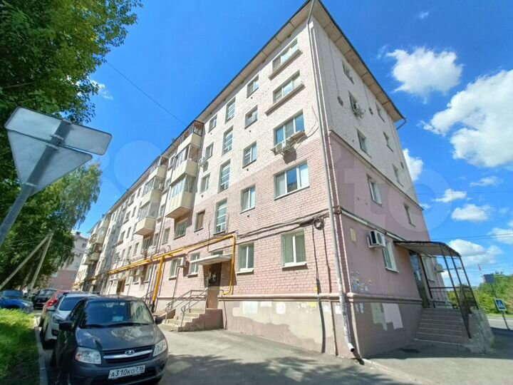 2-к. квартира, 46 м², 2/5 эт.