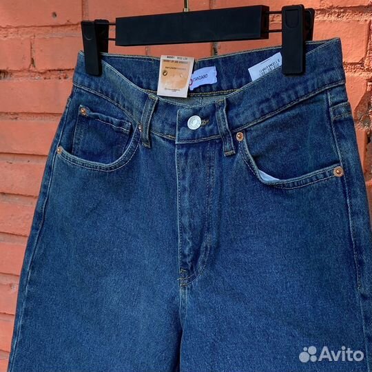 Джинсовые шорты Levis