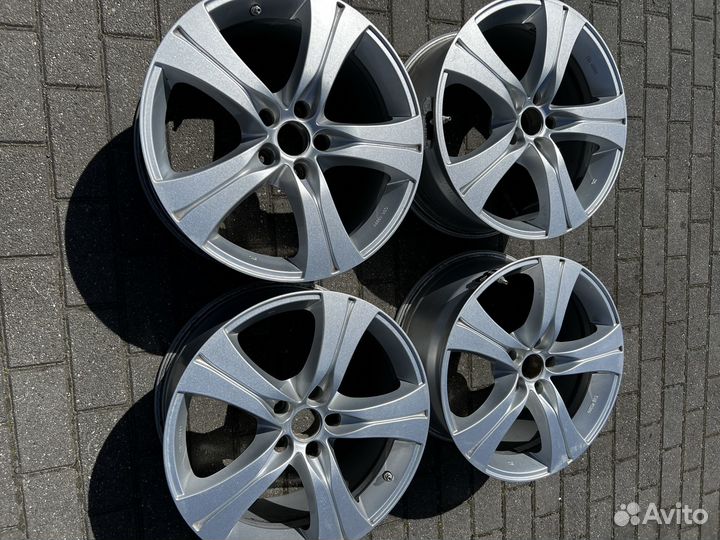 R18 A U T E C KBA46390