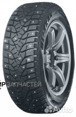 Bridgestone Blizzak Spike-02 235/45 R17 94T