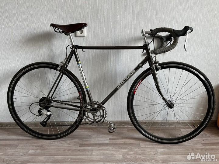 Старт шоссе велосипед