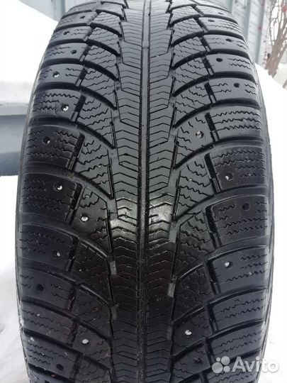 Gislaved Nord Frost 5 235/65 R17 108T