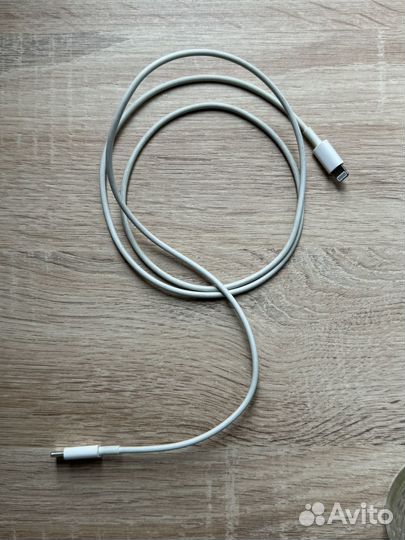 Кабель Apple USB Type-C - Lightning