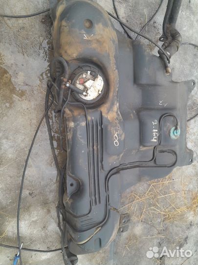 Топливный бак рено Меган 2