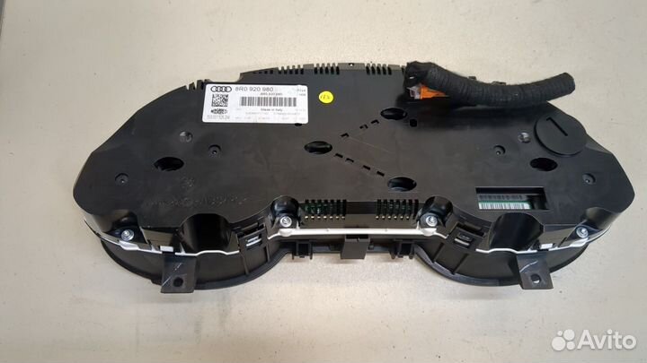 Щиток приборов Audi Q5, 2009