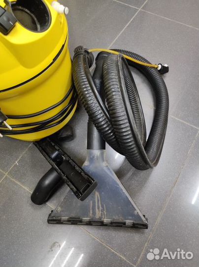 Моющий пылесос Karcher SE 3001 (6901\980)