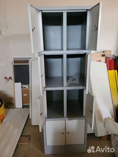 Шкаф металлический для одежды для инструмента