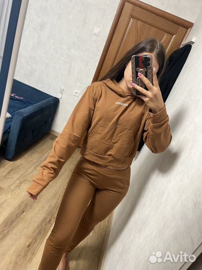 Спортивный костюм