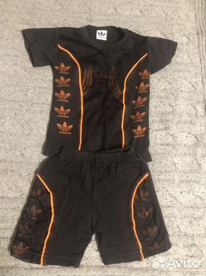 Костюм adidas (шорты и футболка)