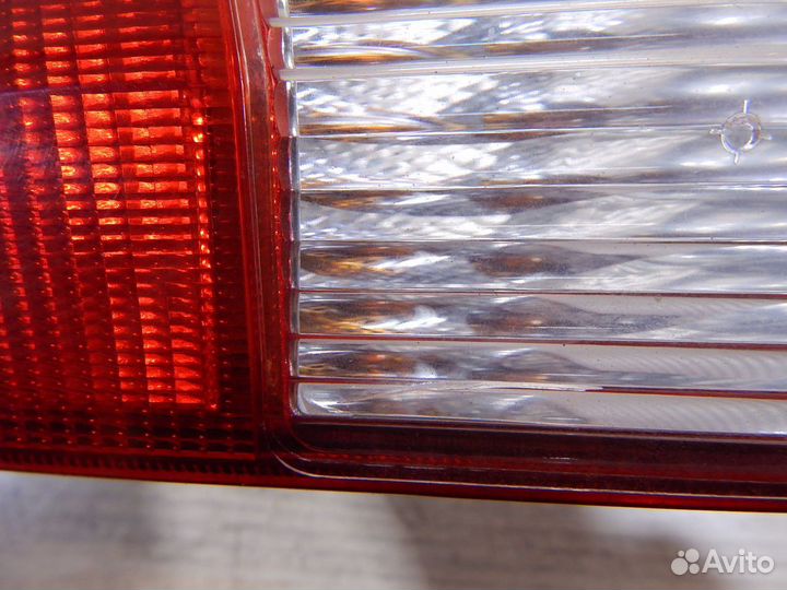 Фонарь задний правый Ford Mondeo 3