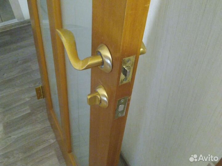 Межкомнатные двери Б/У Шпон