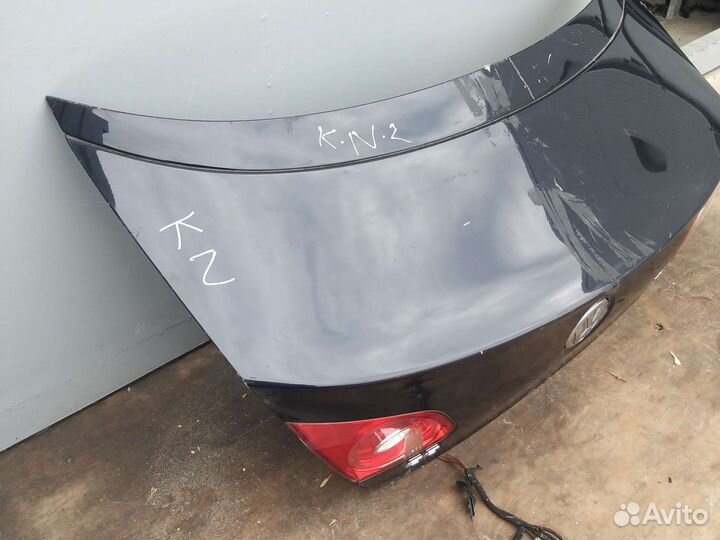 Крышка багажника Volkswagen Passat CC