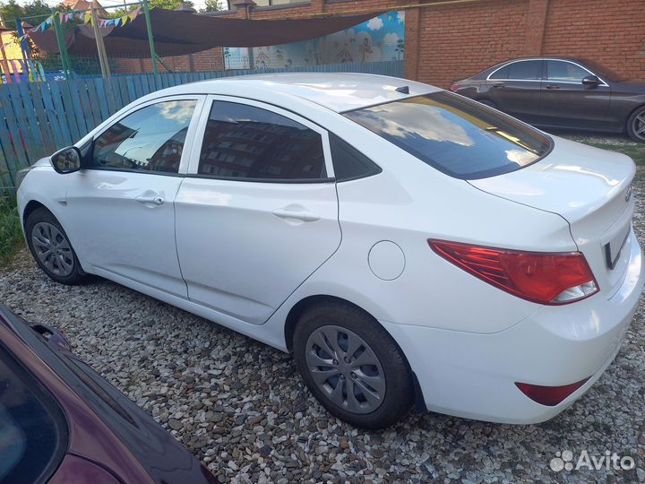 Hyundai Solaris 1.4 МТ, 2014, 200 000 км