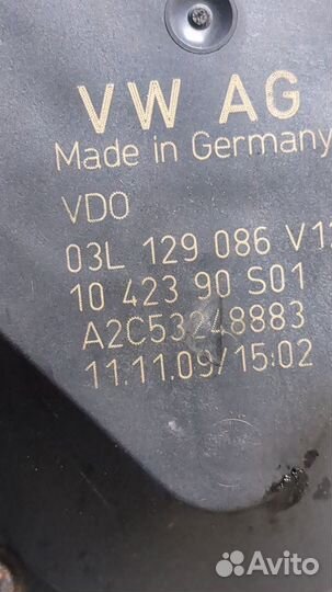 Коллектор впускной Volkswagen Passat 6, 2010