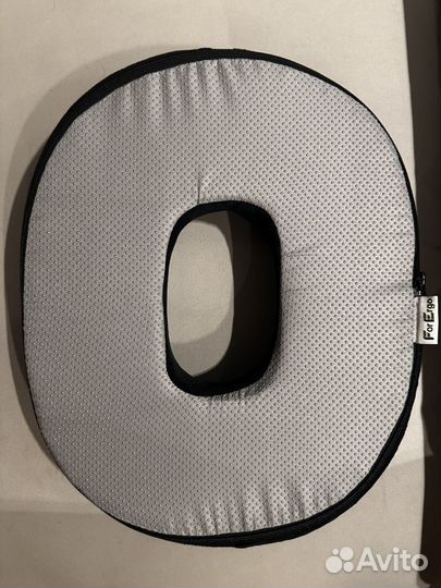 Подушка круглая с отверстием для сидения 