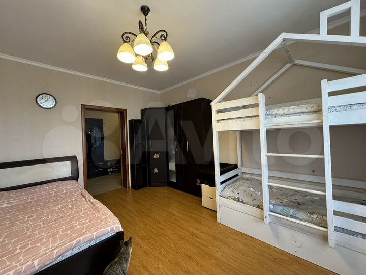 1-к. квартира, 52 м², 3/9 эт.