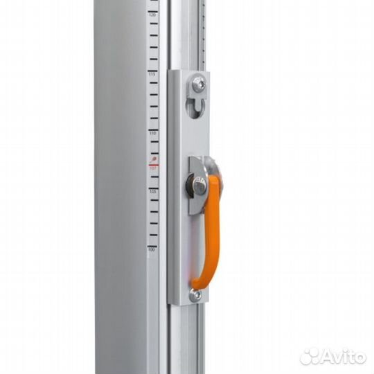 Стойка нетелескопическая волейбольная Schelde Sports с крепежом для сетки 1654130