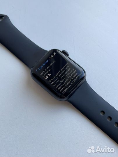 Apple watch SE 2020 40мм space gray Акб: 98%