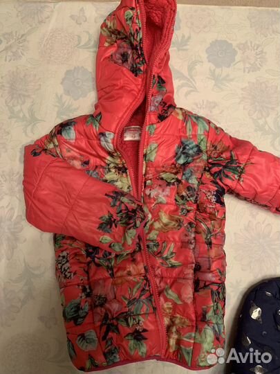Куртки детские зимние и осенние
