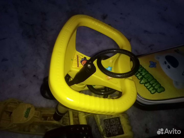 Детский снегокат с колесами