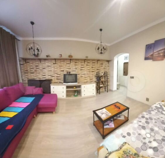 2-к. квартира, 50 м², 1/3 эт.