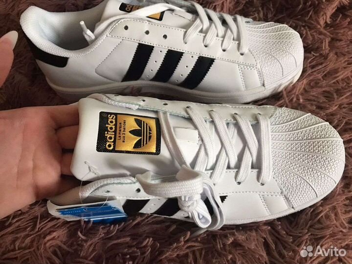 Adidas мужские кроссовки новые