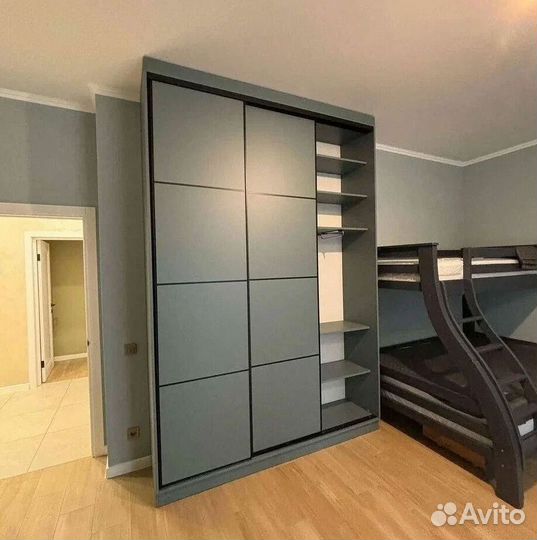 Современный шкаф купе