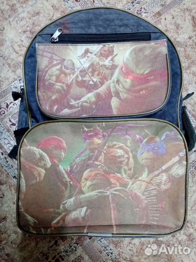 Рюкзак школьный