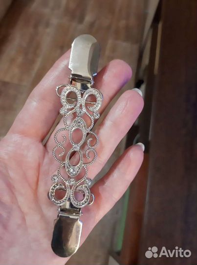 Зажим для кардигана, кофточки