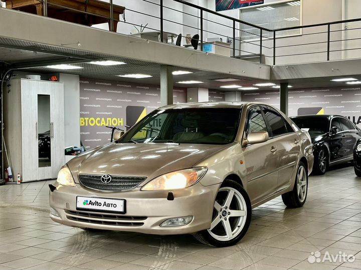 Toyota Camry 2.4 AT, 2003, 301 300 км