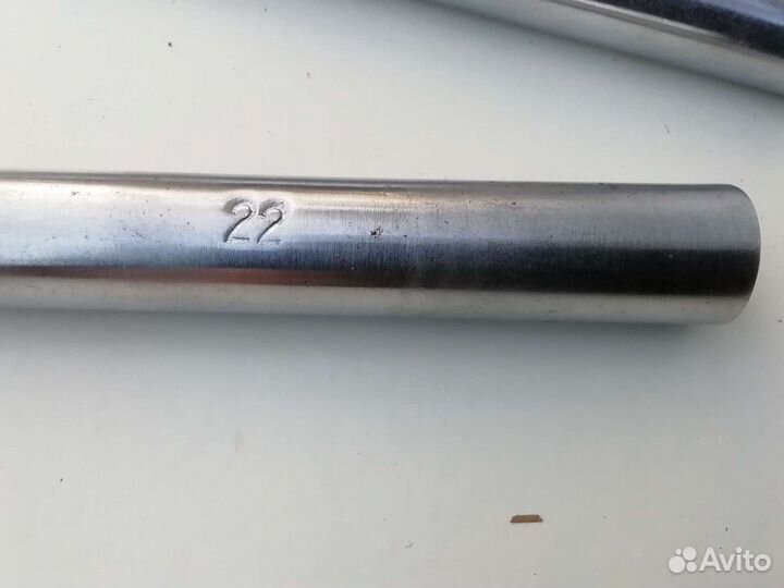 Балонный ключ на 22