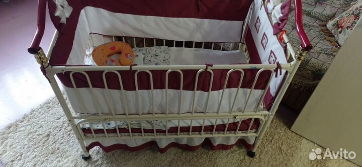 Детская кроватка металлическая