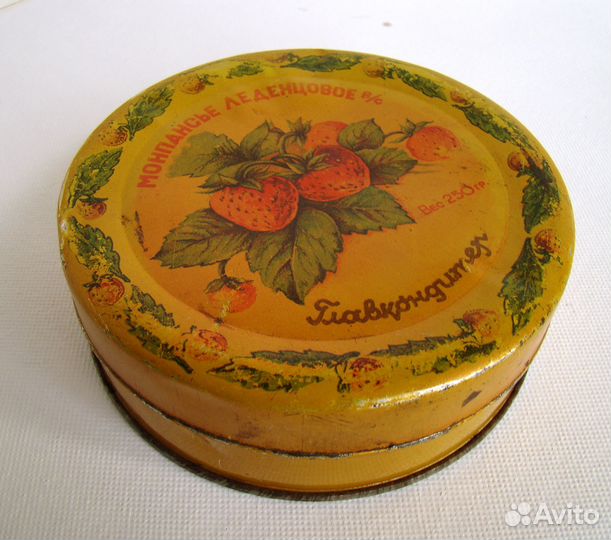 Жестяные коробки из-под сладостей СССР