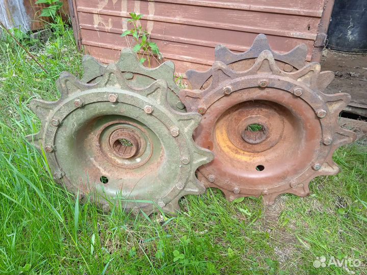 Ведущие звëздочки на вездеход