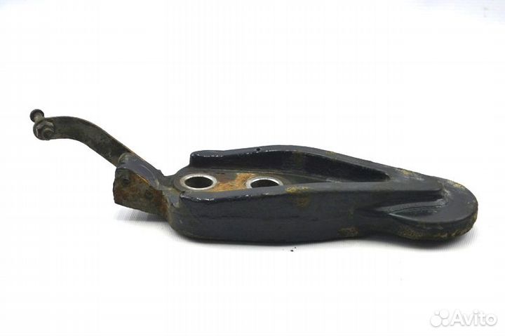 Кронштейн с переднего моста MAN TGA 18.530 (01.00)