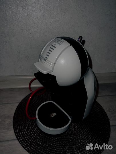 Капсульная кофемашина dolce gusto